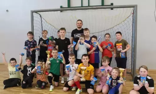 Zdjęcie do Bezpieczne ferie na sportowo - UKS UNIA BORYSZEW